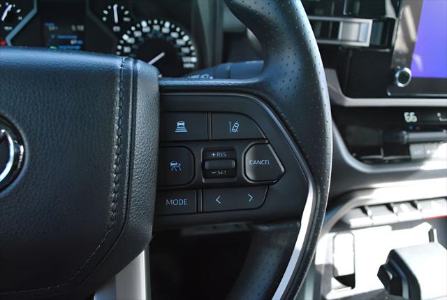 2026 Toyota Tundra SR5 CrewMax 5.5' Bed