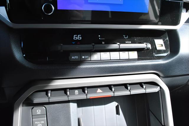 2026 Toyota Tundra SR5 CrewMax 5.5' Bed