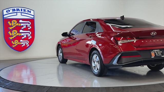 2024 Hyundai Elantra SE