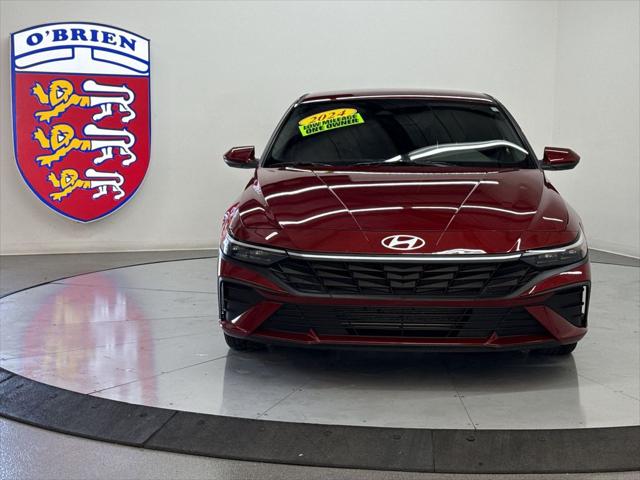 2024 Hyundai Elantra SE
