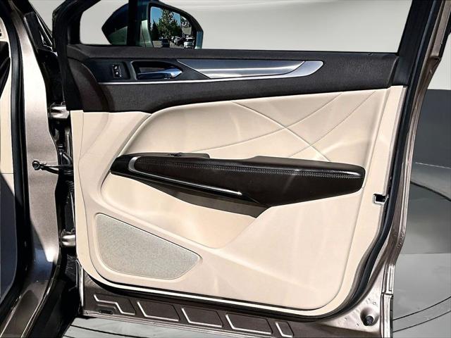 2019 Lincoln MKC Standard