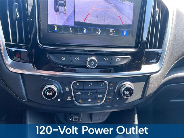 2023 Chevrolet Traverse AWD LT Leather