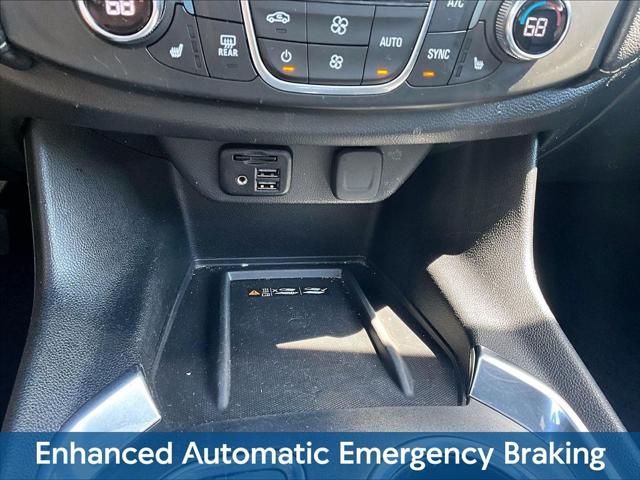 2023 Chevrolet Traverse AWD LT Leather