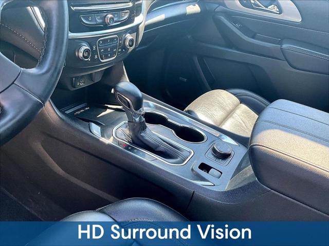 2023 Chevrolet Traverse AWD LT Leather