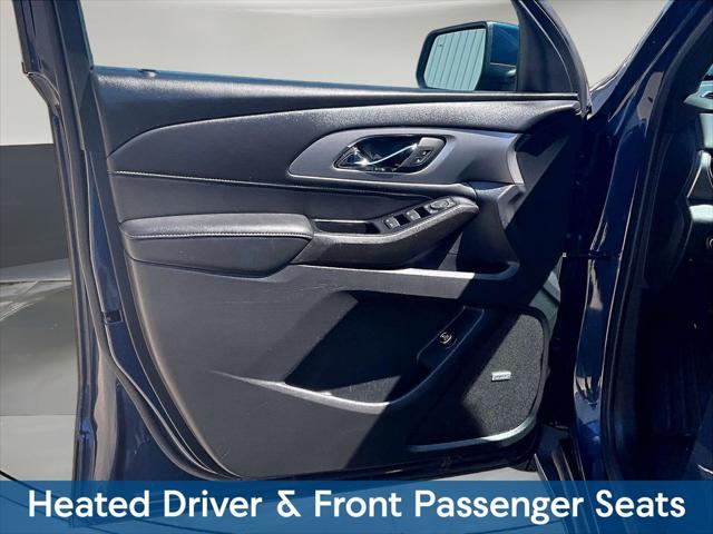 2023 Chevrolet Traverse AWD LT Leather