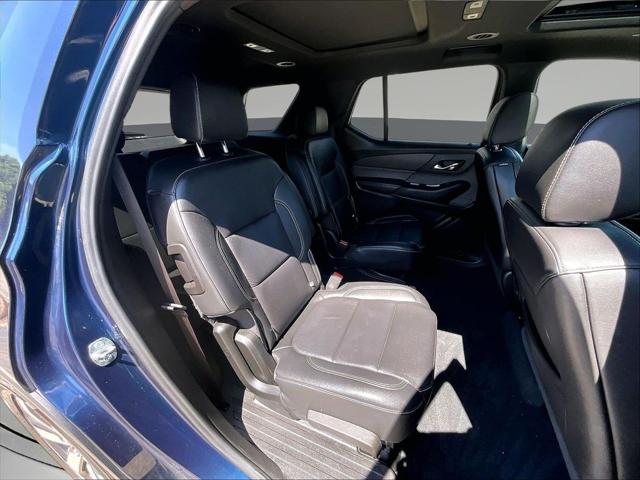 2023 Chevrolet Traverse AWD LT Leather