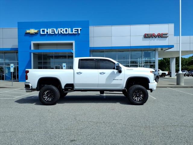 2022 Chevrolet Silverado 2500HD 4WD Crew Cab Standard Bed High Country