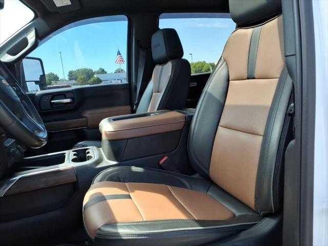 2022 Chevrolet Silverado 2500HD 4WD Crew Cab Standard Bed High Country