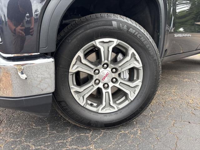 2024 GMC Sierra 1500 4WD Crew Cab Short Box SLT