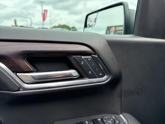 2024 GMC Sierra 1500 4WD Crew Cab Short Box SLT