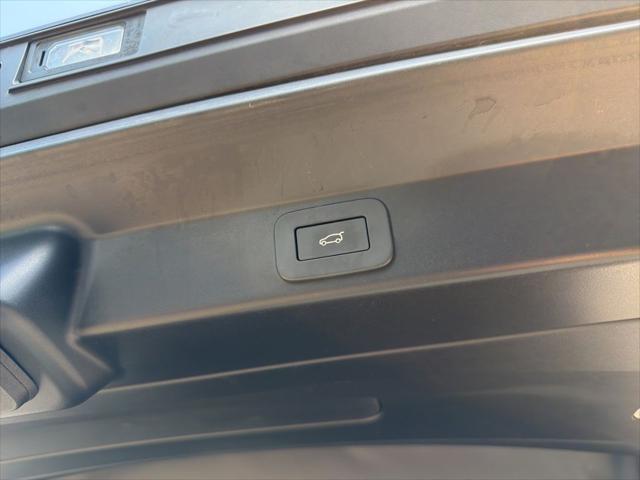 2025 Land Rover Range Rover Sport P360 SE