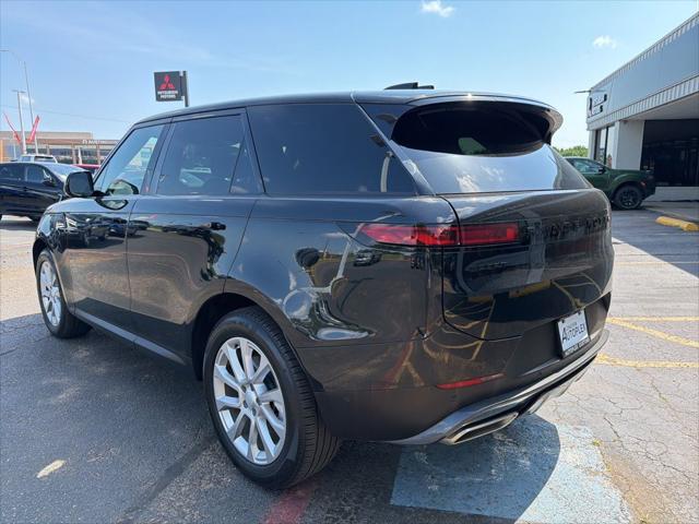 2025 Land Rover Range Rover Sport P360 SE