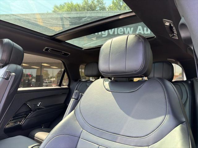 2025 Land Rover Range Rover Sport P360 SE