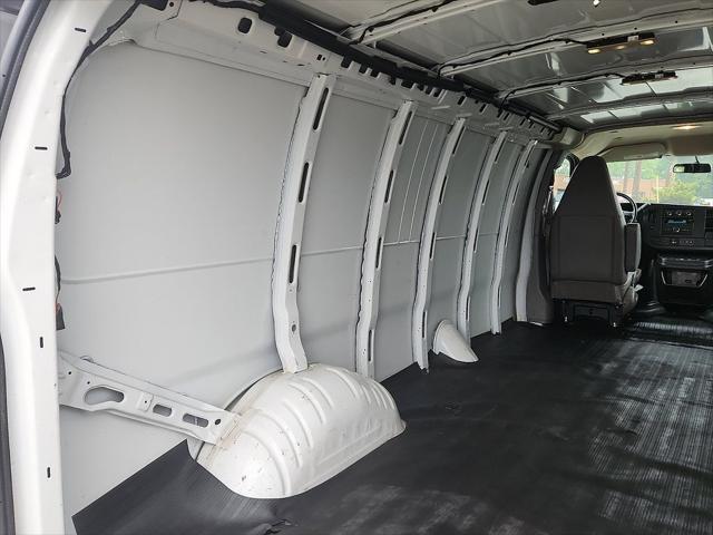 2023 Chevrolet Express Cargo Van RWD 2500 Extended Wheelbase WT