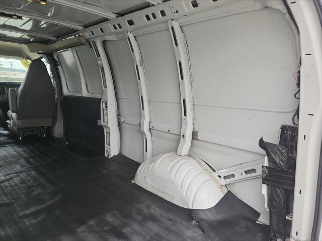 2023 Chevrolet Express Cargo Van RWD 2500 Extended Wheelbase WT