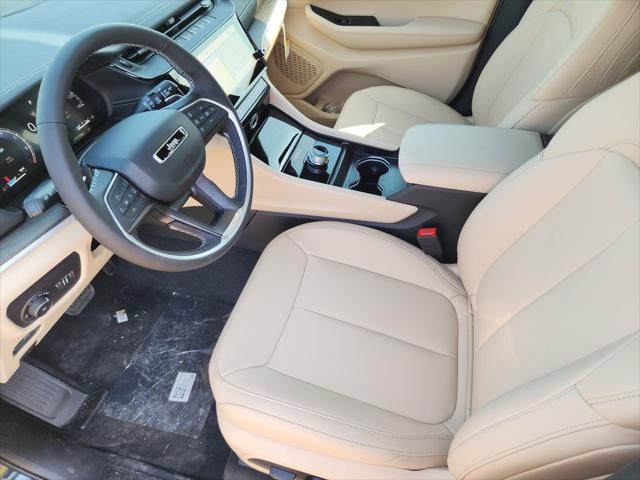 2026 Jeep Grand Cherokee Limited 4x2