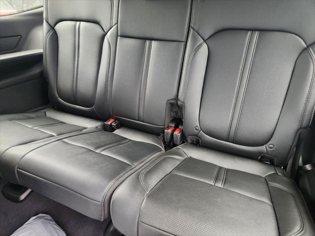 2026 Jeep Grand Wagoneer 4x2