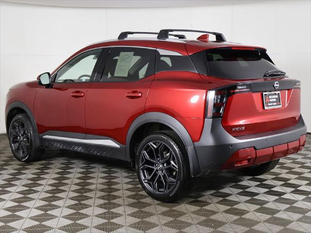 2025 Nissan Kicks SR FWD