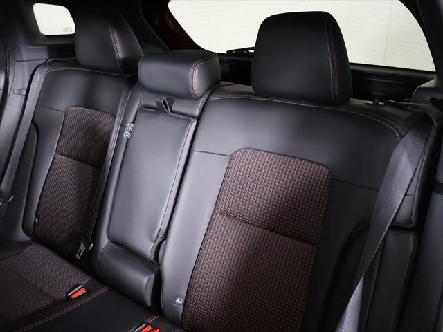 2025 Nissan Kicks SR FWD