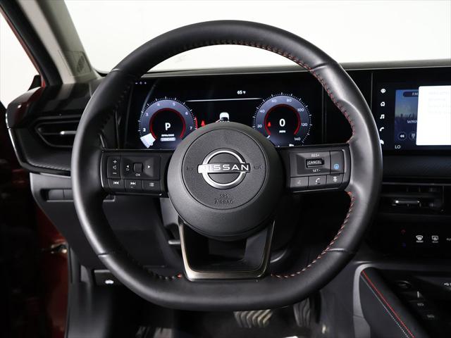 2025 Nissan Kicks SR FWD