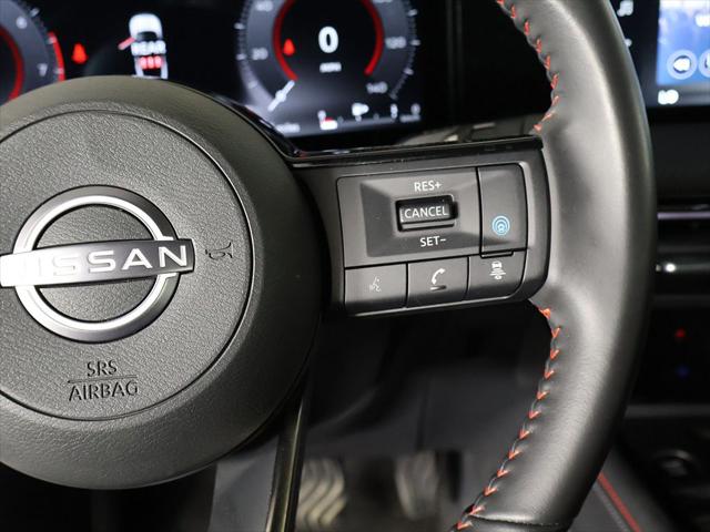 2025 Nissan Kicks SR FWD