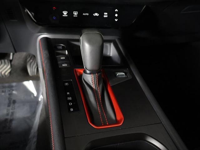 2025 Nissan Kicks SR FWD