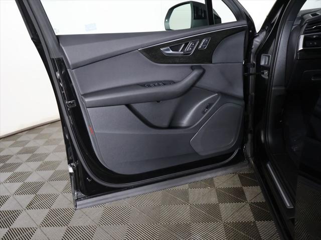 2023 Audi Q7 Premium 45 TFSI quattro Tiptronic