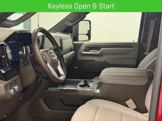 2025 GMC Sierra 3500HD 4WD Crew Cab Standard Bed SLT