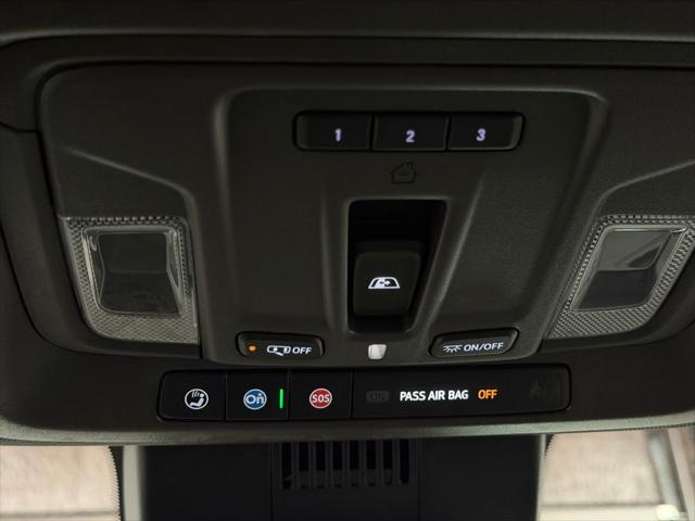 2025 GMC Sierra 3500HD 4WD Crew Cab Standard Bed SLT