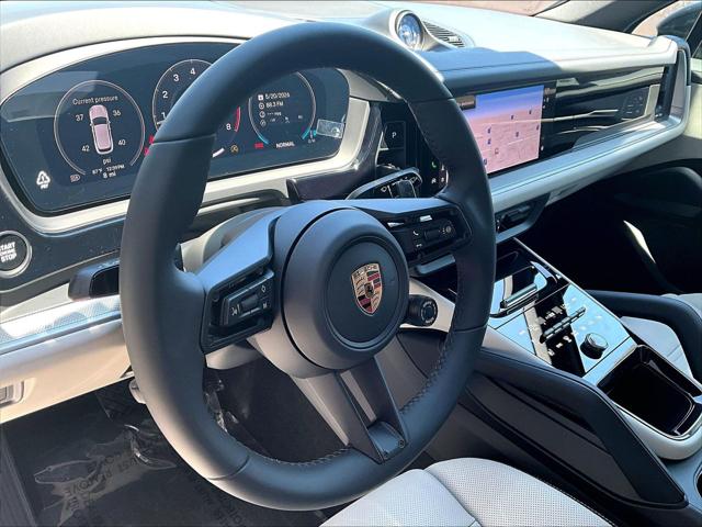 2026 Porsche Cayenne Unknown