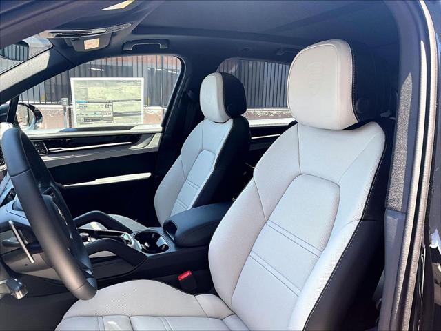 2026 Porsche Cayenne Unknown