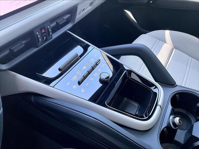 2026 Porsche Cayenne Unknown