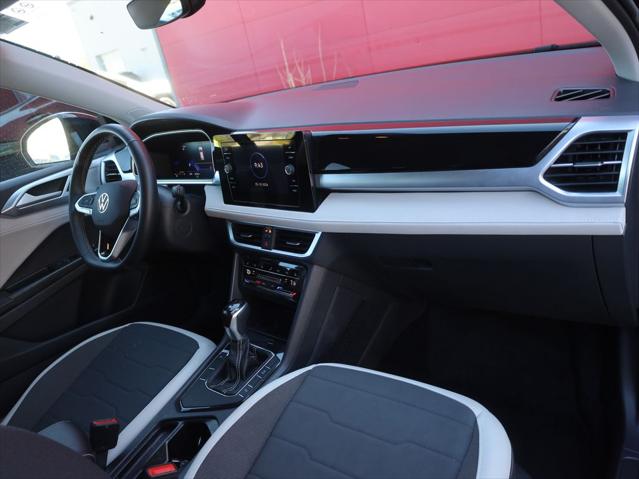 2025 Volkswagen Taos 1.5T SE