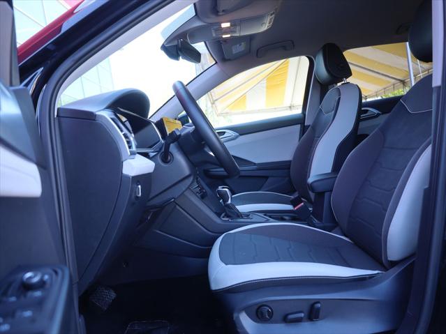 2025 Volkswagen Taos 1.5T SE