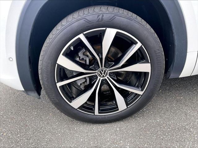 2024 Volkswagen Atlas 2.0T SEL Premium R-Line