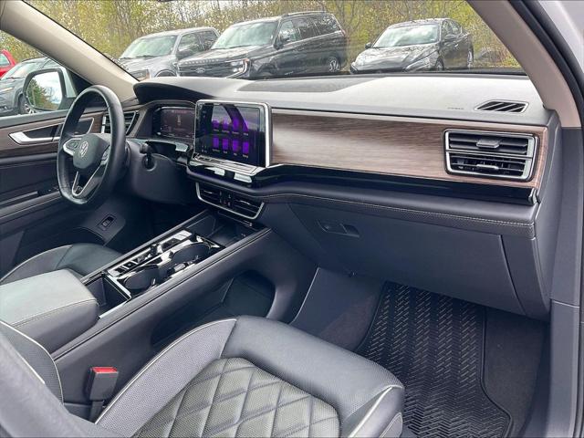 2024 Volkswagen Atlas 2.0T SEL Premium R-Line