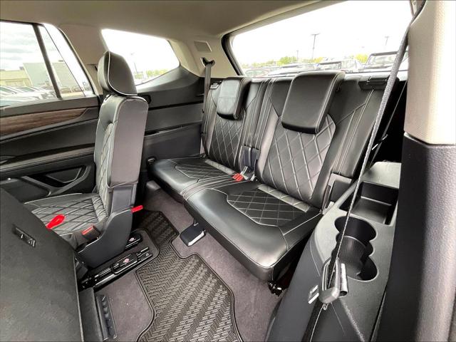2024 Volkswagen Atlas 2.0T SEL Premium R-Line