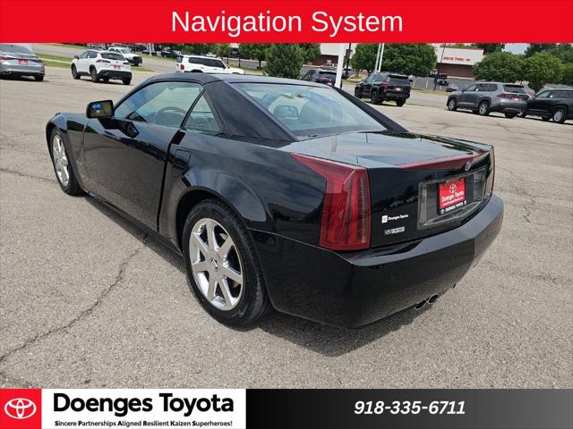2004 Cadillac XLR Standard
