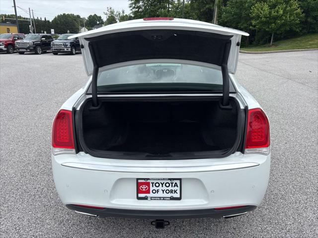 2018 Chrysler 300 300C