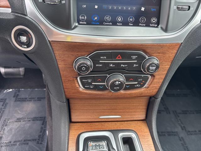 2018 Chrysler 300 300C