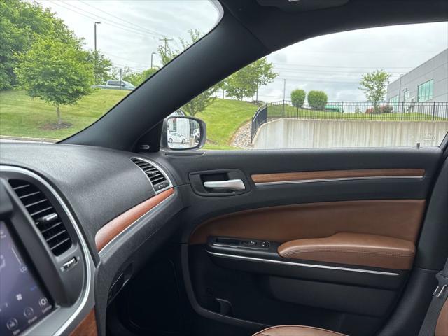 2018 Chrysler 300 300C