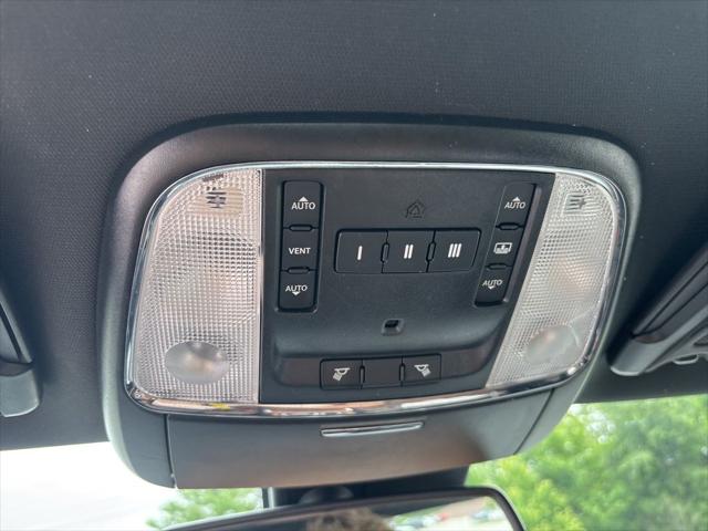 2018 Chrysler 300 300C