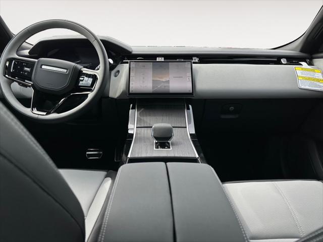 2026 Land Rover Range Rover Velar Belgravia Edition