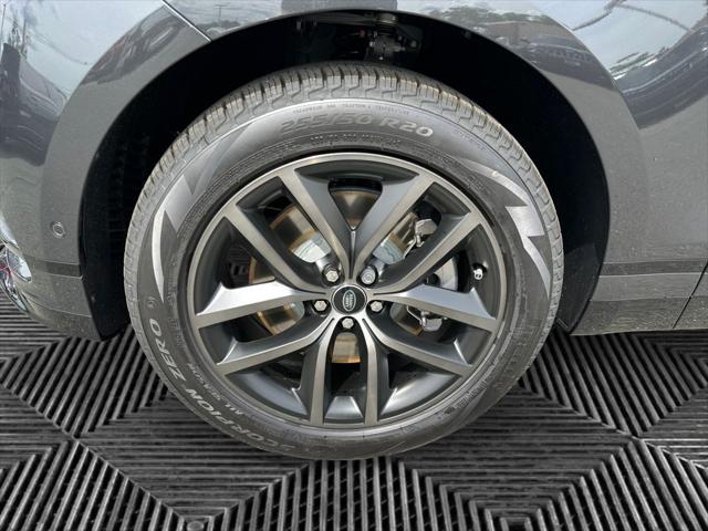 2026 Land Rover Range Rover Velar Belgravia Edition