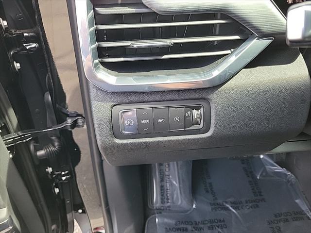 2026 GMC Acadia Elevation AWD