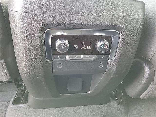 2026 GMC Yukon XL 4WD AT4