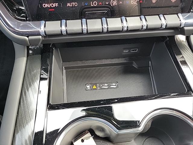 2026 GMC Yukon XL 4WD AT4