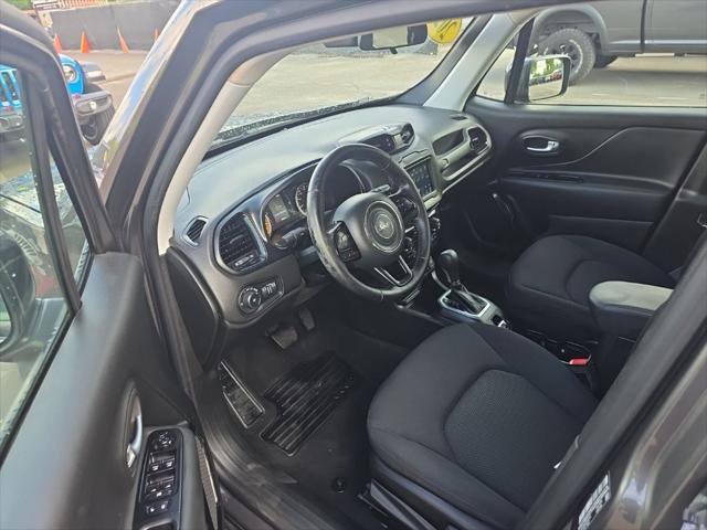 2020 Jeep Renegade Altitude FWD