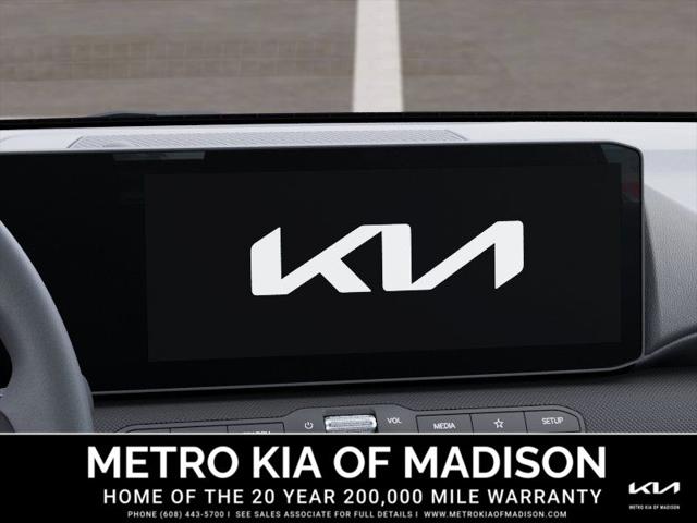 2026 Kia K4 LX