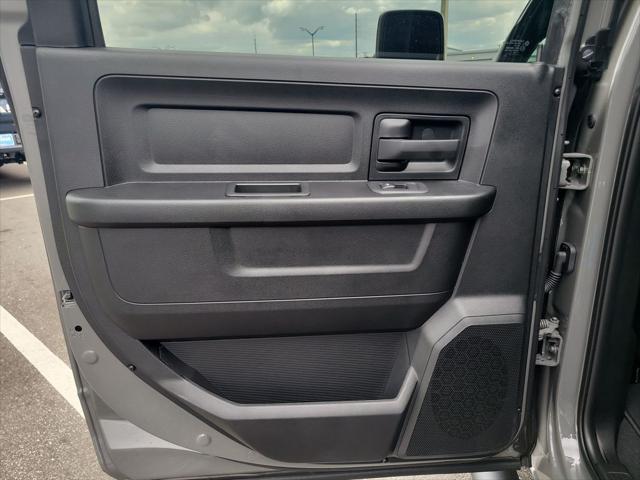 2026 Ram 3500 Tradesman Crew Cab 4x4 8' Box
